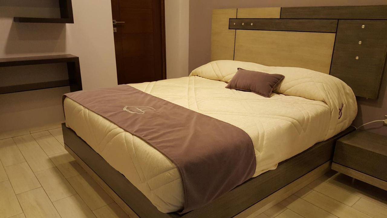 Hotel Galarza โกชาบัมบา ภายนอก รูปภาพ