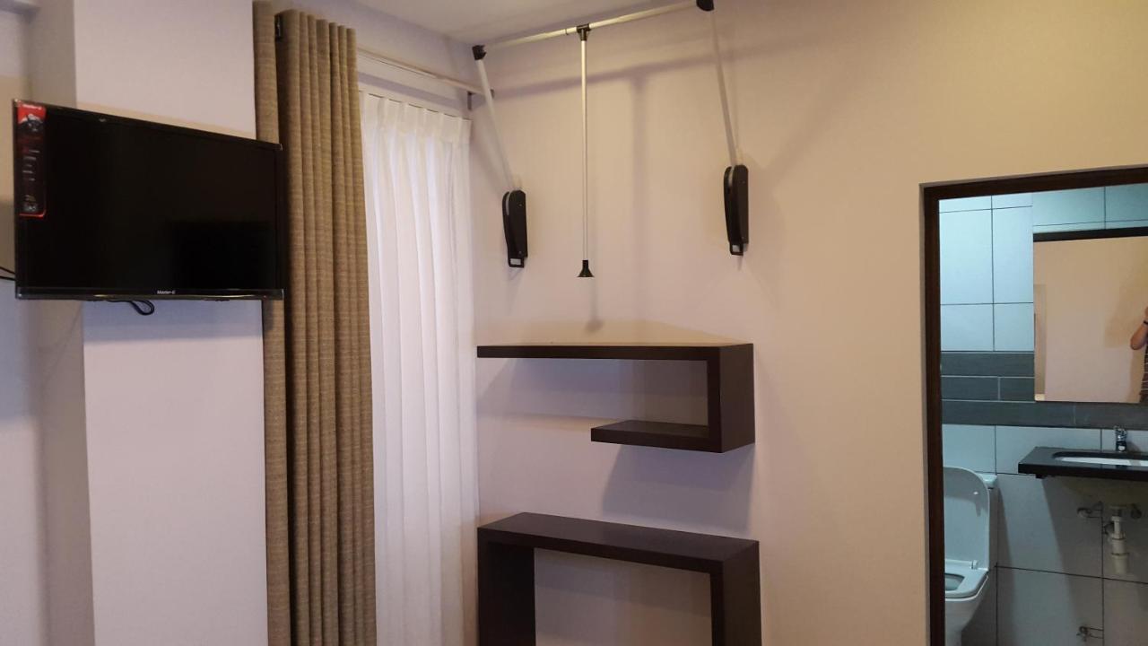 Hotel Galarza โกชาบัมบา ภายนอก รูปภาพ