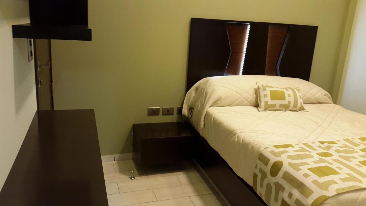 Hotel Galarza โกชาบัมบา ภายนอก รูปภาพ